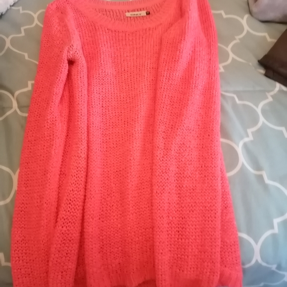 Ladies Sweater - Picture 2 of 2